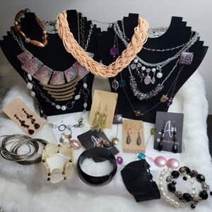 Lot Of Jewelry Bundle